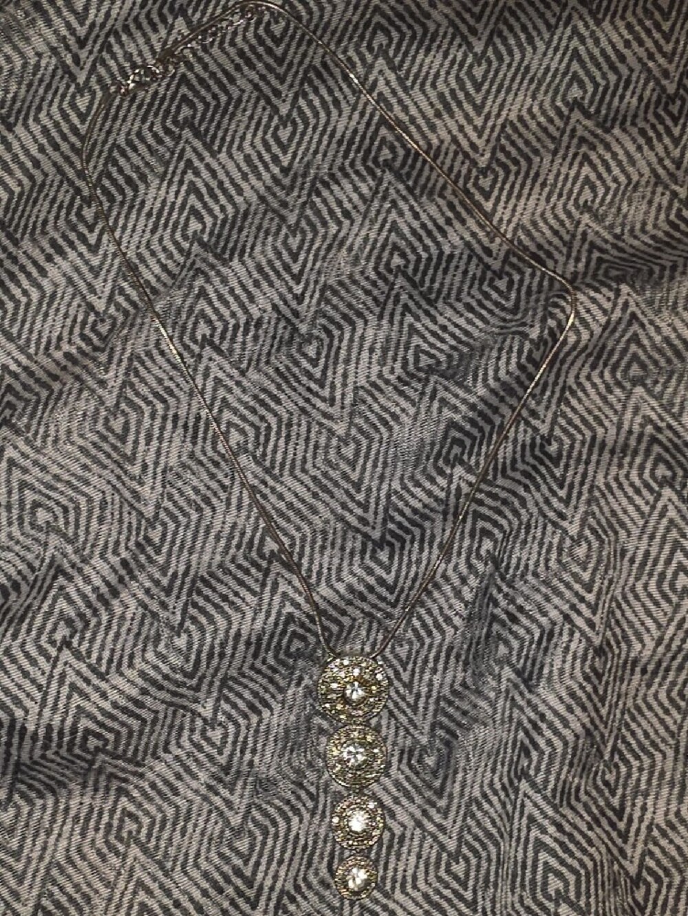 Silver Pendant Rhinestone Necklace - Picture 3 of 4